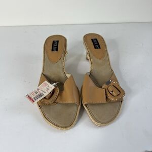 Leslie Fay Heels Shoes Size 7.5 NEW